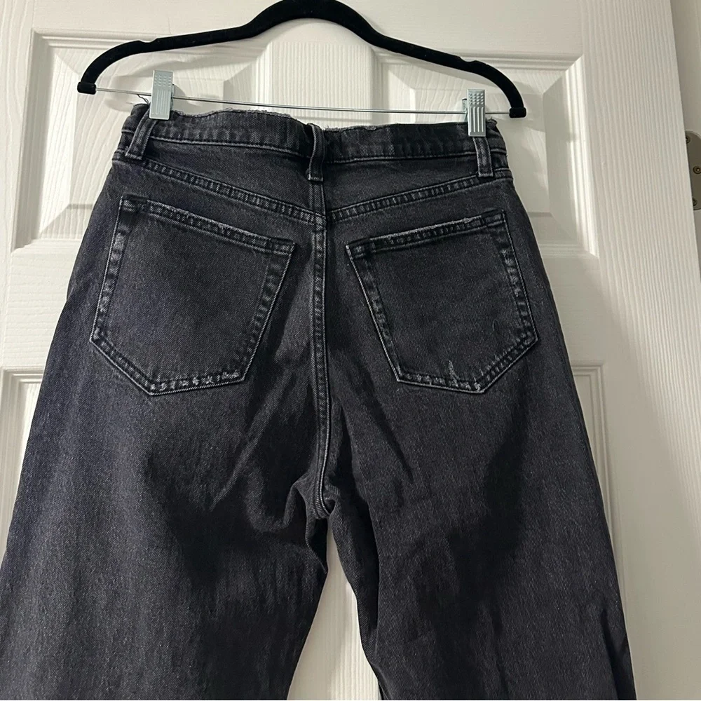 Abercrombie Dad High Rise Distressed Jeans Size 27S